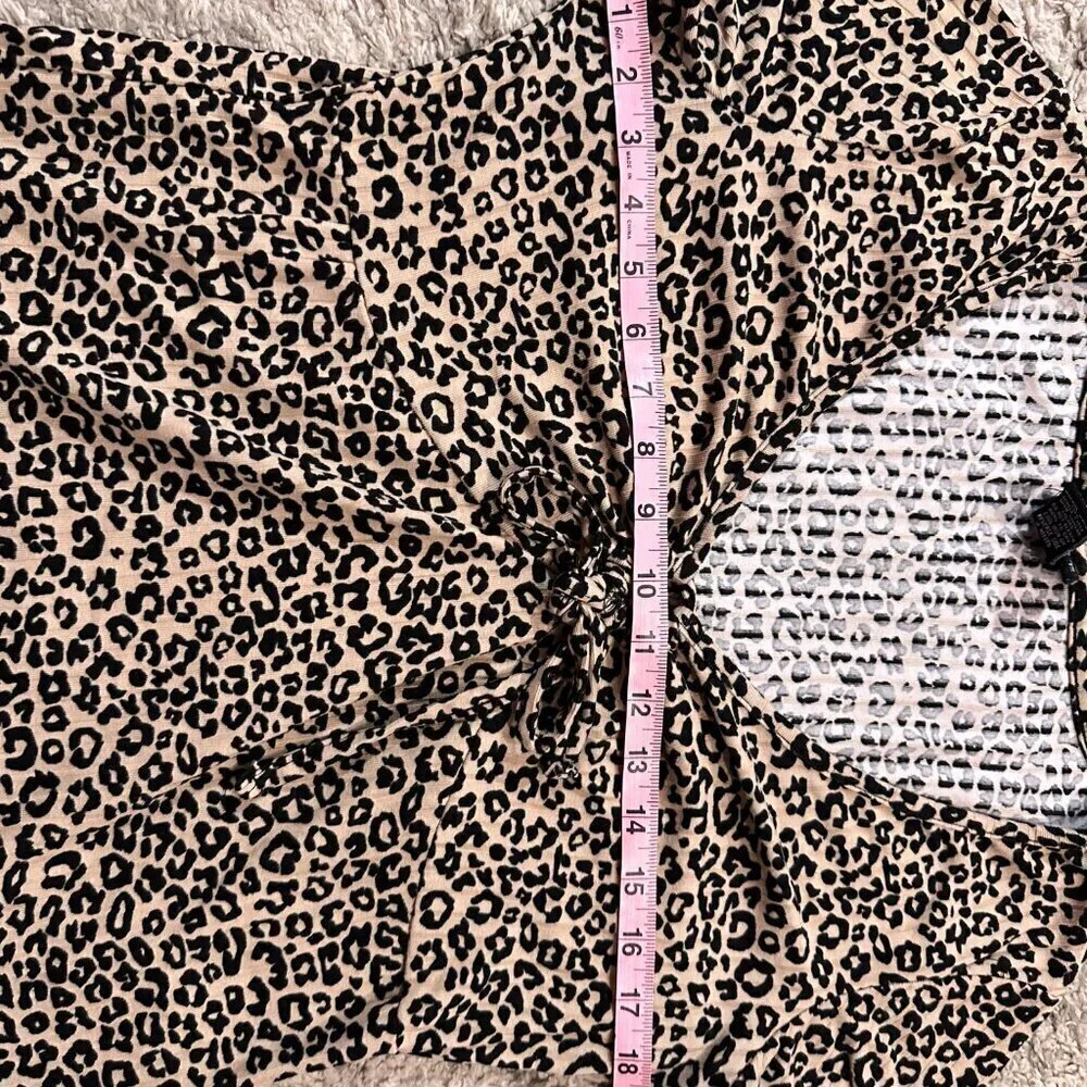 Leopard Print V Neck Women's Short Sleeve T Shirt Cutout Rue + - Picture 6 of 9